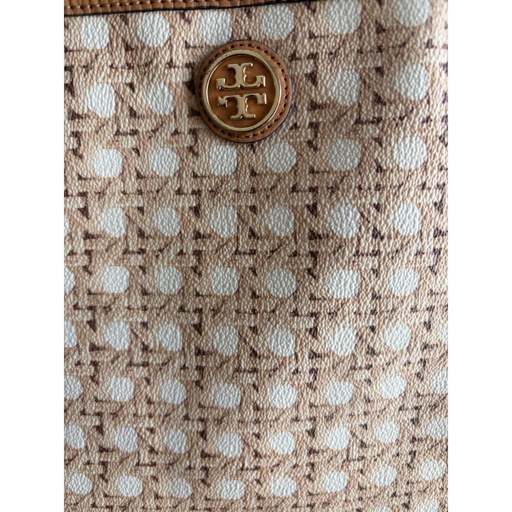 Tory Burch Ever-Ready Zip Beige Tote Bag - Picture 5 of 15